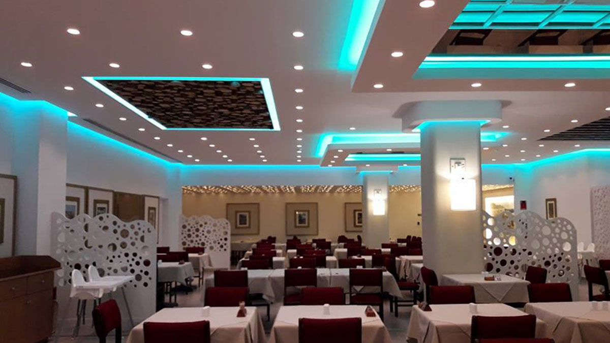 Cavo Maris Beach Hotel